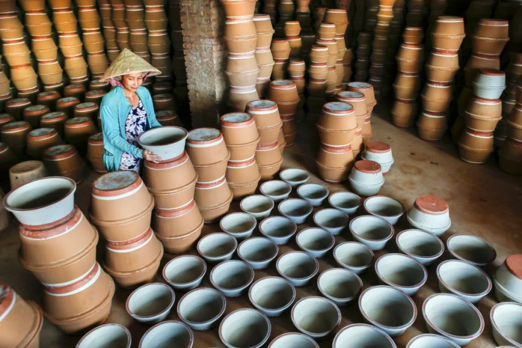 Khám phá Làng gốm Lư Cấm Nha Trang