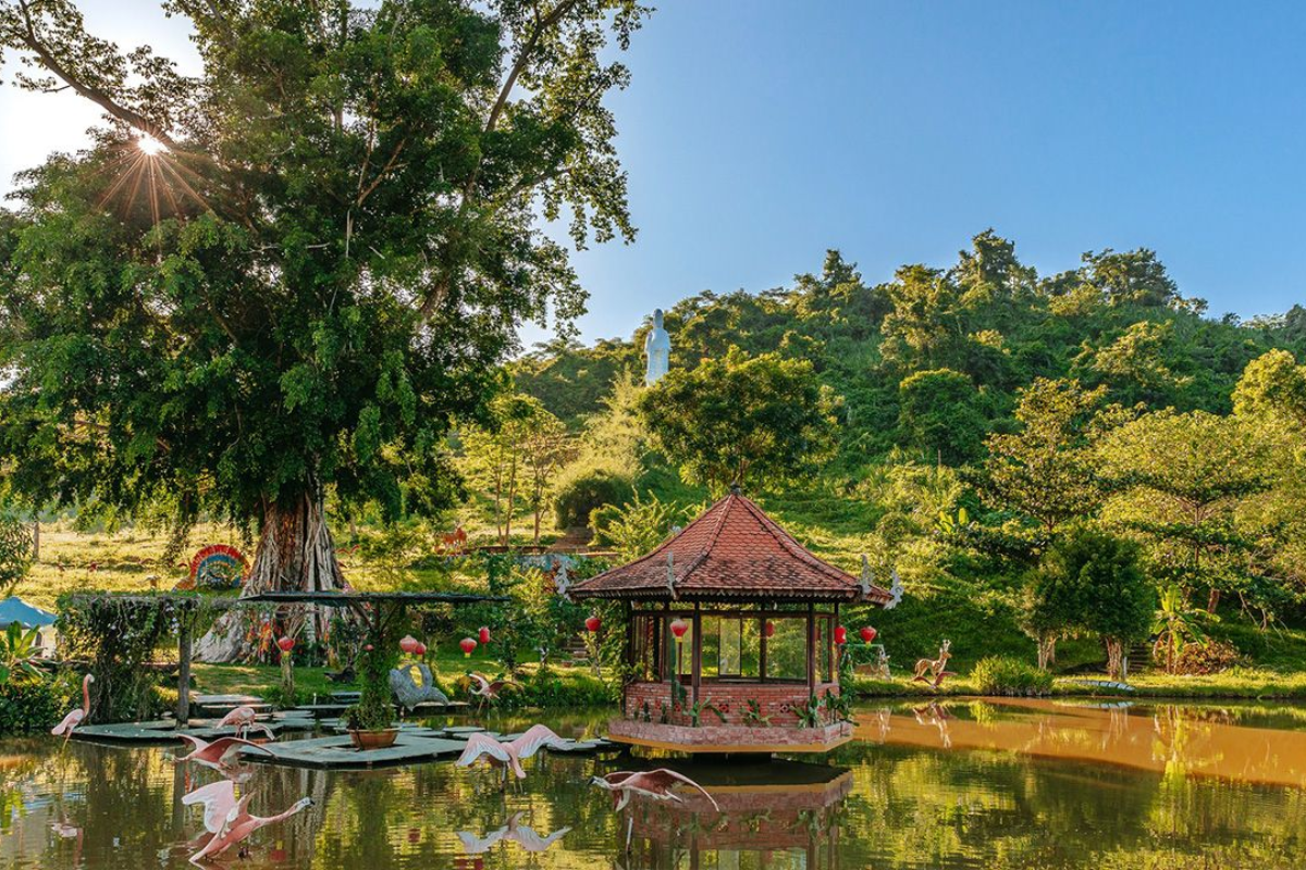 công viên du lịch Yang Bay