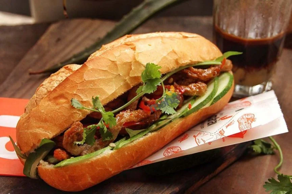 bánh mì chả cá Nha Trang