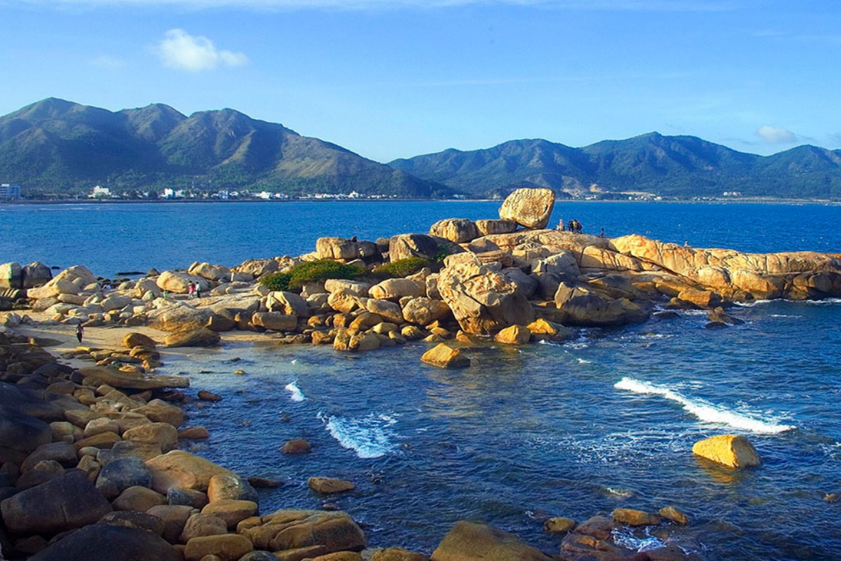 Hòn Chồng Hòn Vợ Nha Trang