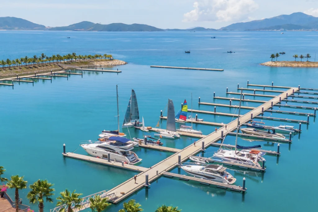 bến du thuyền Ana Marina Nha Trang 