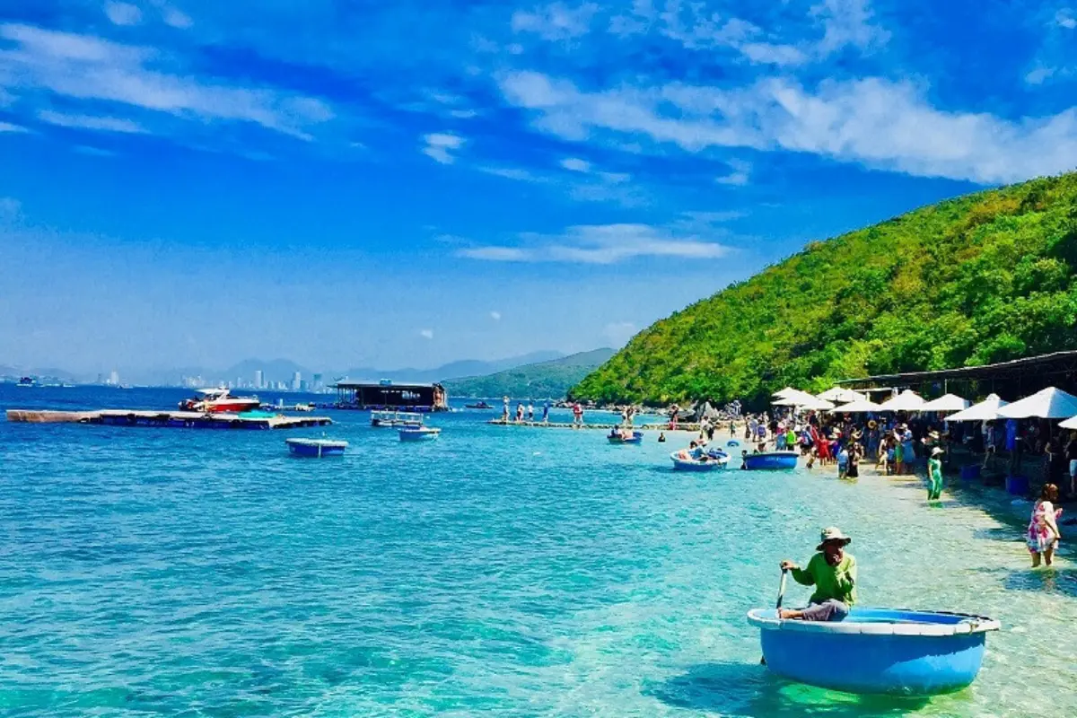 công ty du lịch Nha Trang