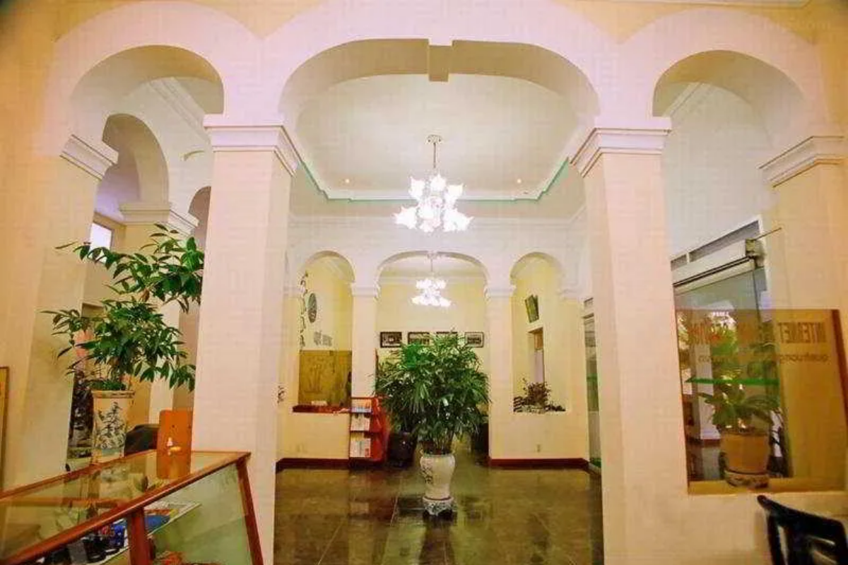 khách sạn Quê Hương 3