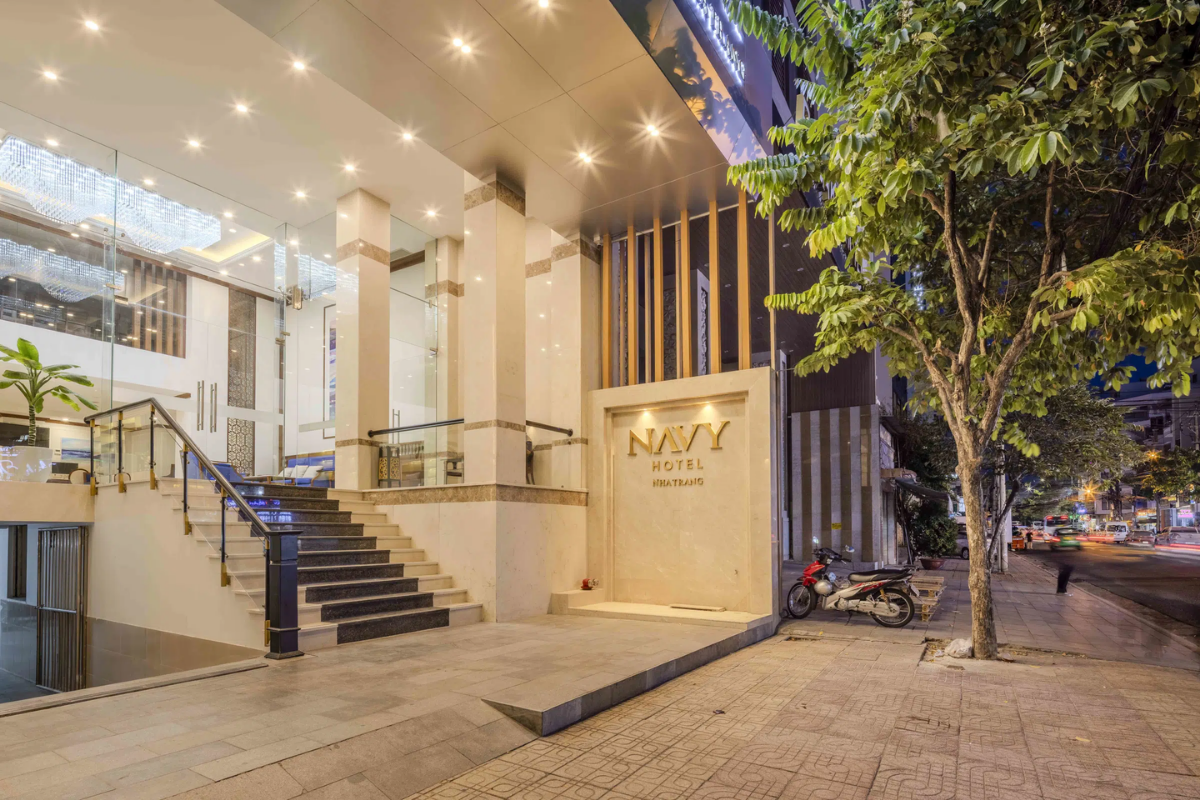 Khach san Sai Gon Nha Trang Nguyen Thien Thuat 4